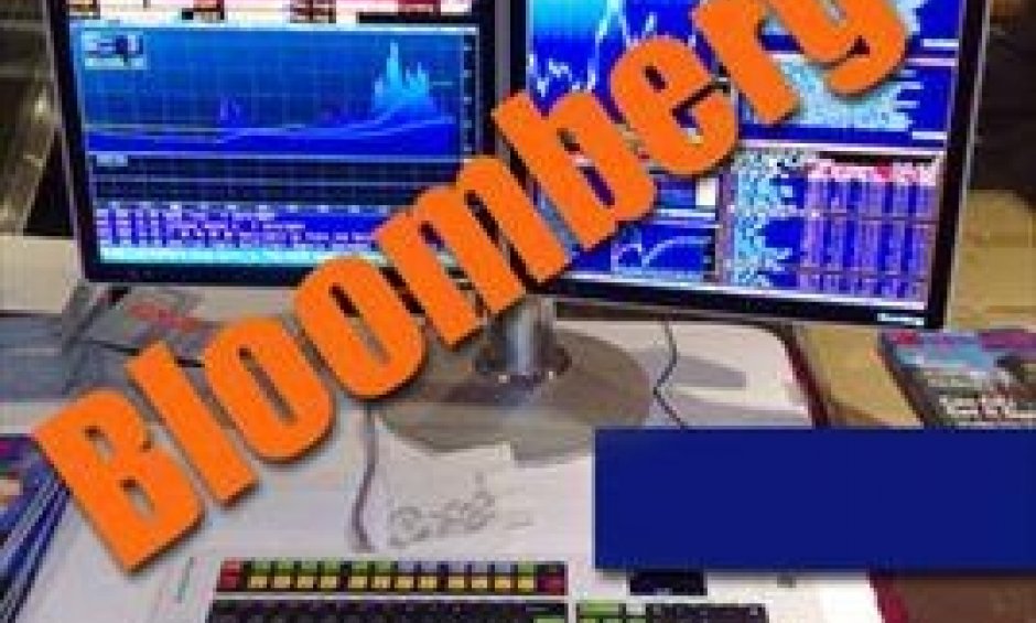 Bloomberg: Σχέδιο της ΕΕ για επιμήκυνση των ελληνικών δανείων κατά 50 χρόνια