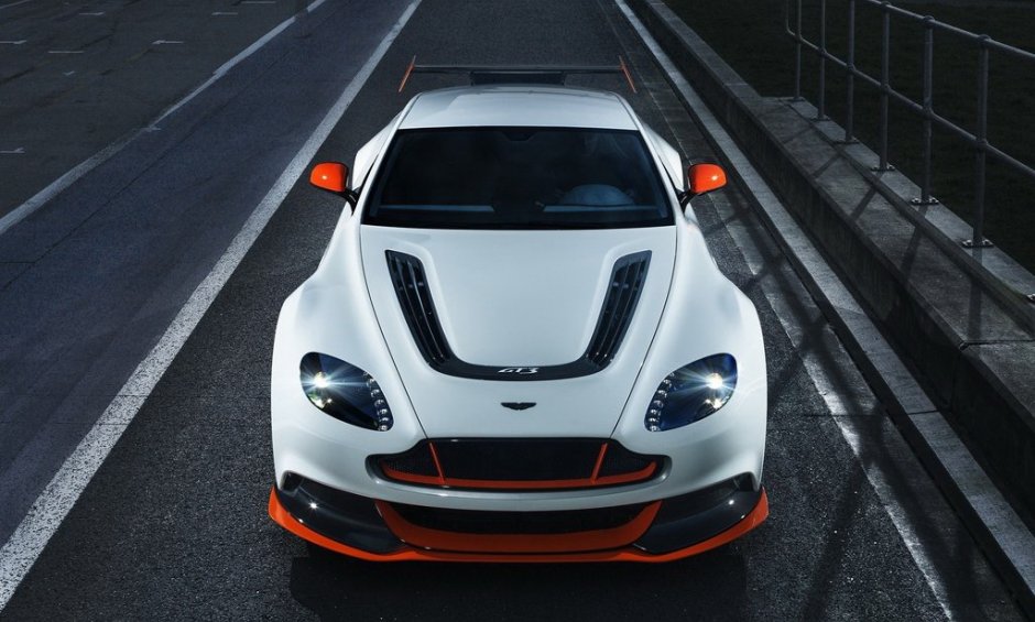 Μια Aston Martin για την…πίστα