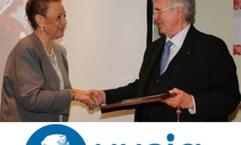 ΥΓΕΙΑ: Στην Καθηγήτρια Ελένη Γιαμαρέλλου απονεμήθηκε το Ιπποκράτειο Βραβείο