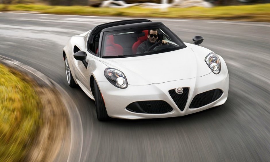 Alfa Romeo 4C Spider: Κολάζει κι άγιο!