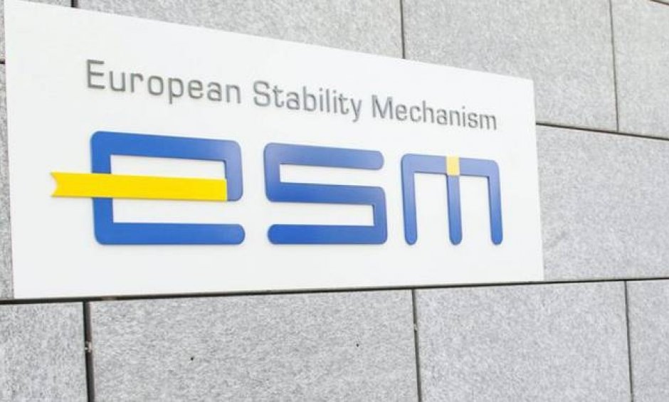 ESM: Εγκρίθηκε η εκταμίευση της δόσης των 7,5 δισ. ευρώ