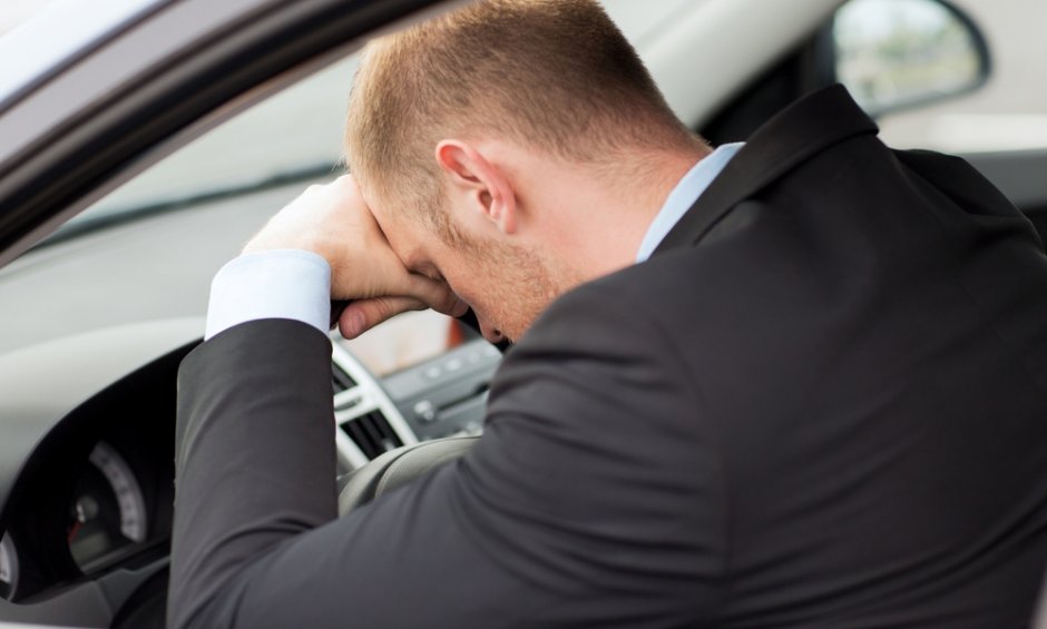 Ποια η ευθύνη του ασφαλιστή εάν ο πελάτης του δεν έχει άδεια οδήγησης;