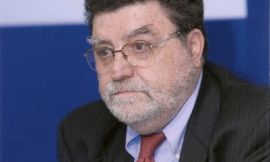 Ασφαλιστικές εταιρείες και δημόσια νοσοκομεία