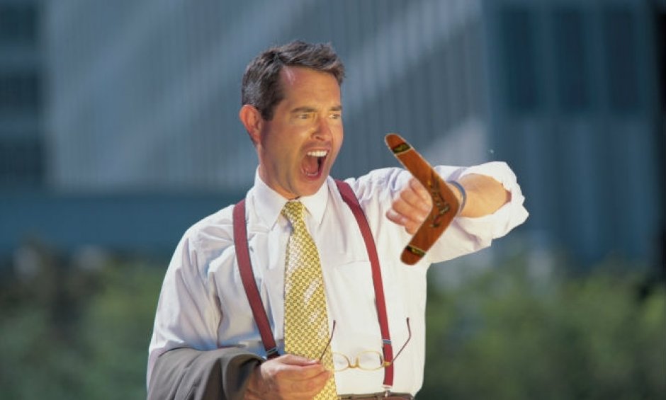 Καταγγέλλουν τις ασφαλιστικές αλλά πέφτουν στην ίδια τους την πλεκτάνη