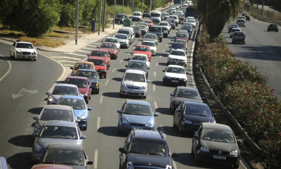 7,9% η μείωση της κυκλοφορίας νέων αυτοκινήτων