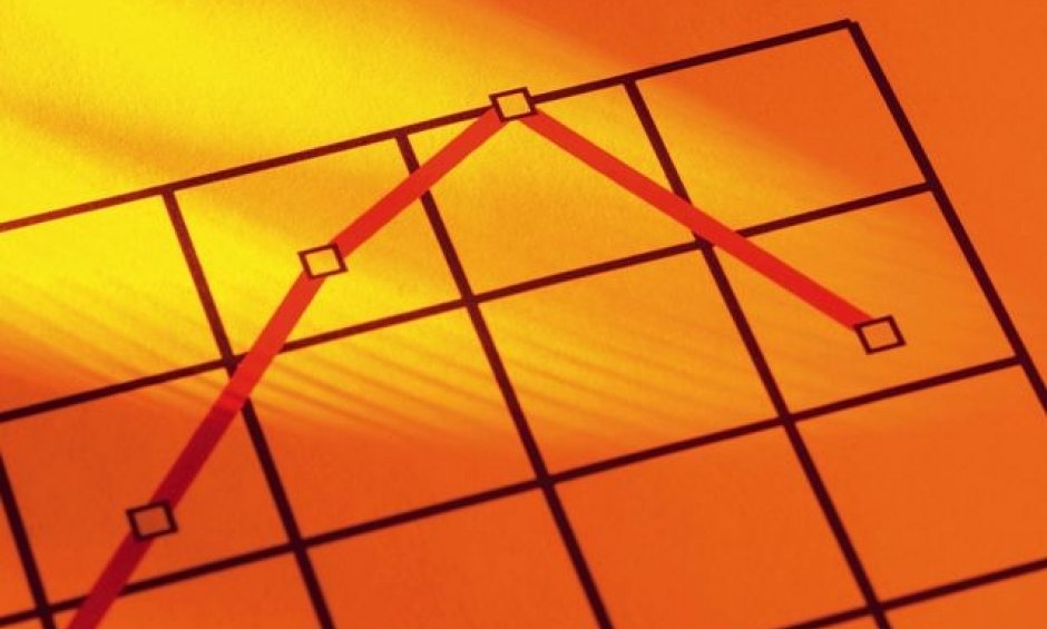 Επιμένουν τα spreads, υποχωρεί το ΧΑ