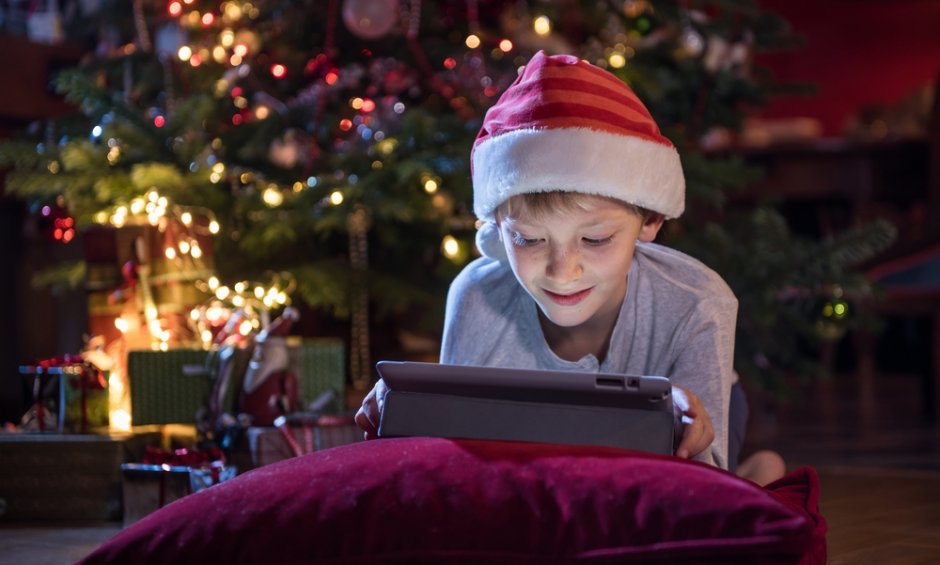 ESET: Πώς να προστατεύσετε τα παιδιά και τις συσκευές σας αυτές τις γιορτές!