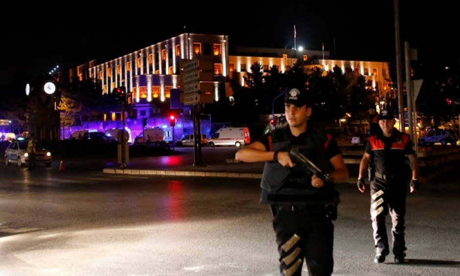 Reuters: Ο Τουρκικός στρατός δήλωσε πως έχει πλέον την εξουσία της χώρας