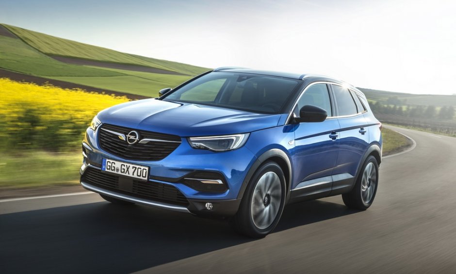 Το Opel Grandland X ειδοποιεί για την κόπωση του οδηγού