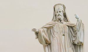 Ηλίας Προβόπουλος: Ποιος βεβήλωσε τον ανδριάντα του Γρηγορίου του Ε’;