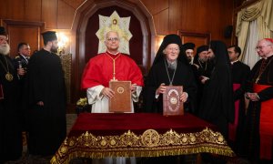 Με μηνύματα υπέρ της ενότητας των Χριστιανών και της ειρήνης, η Κοινή Διακήρυξη Βαρθολομαίου και Λέοντος