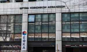 Άνδρας μπήκε σε κτήριο του ΕΦΚΑ στο Κεραμεικό και πυροβόλησε με καραμπίνα