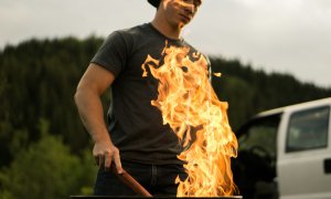 Πως θα προστατεύσετε τα μάτια σας όταν θα ψήσετε τον οβελία!