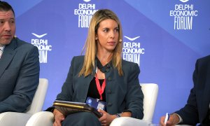 Ασπρογιαννίδου από Δελφούς: «Η ασφάλιση δεν έλειψε ποτέ από τη ναυτιλία – Κλειδί η διαχείριση ρίσκου στα Στενά του Ορμούζ»