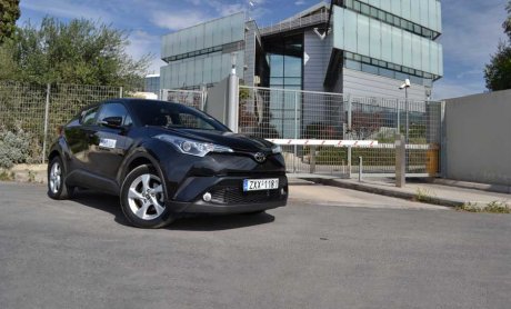 Toyota C-HR 1,2: Για φουτουριστικούς ασφαλιστές!