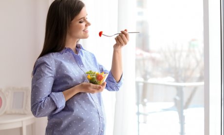 Η νηστεία μπορεί να επηρεάσει την εγκυμοσύνη ή το θηλασμό του μωρού;