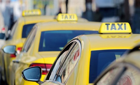 Τι αλλάζει στην συνταξιοδότηση των οδηγών ταξί;