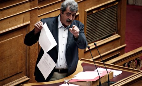 Παύλος Πολάκης: Φήμες για αρνητικές εξελίξεις για την τύχη του νοσοκομείου "Ερρίκος Ντυνάν"