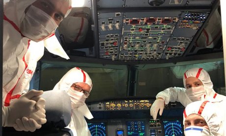 Κορωνοϊός: Πτήση με ιατρικό φορτίο ελπίδας από την Κίνα