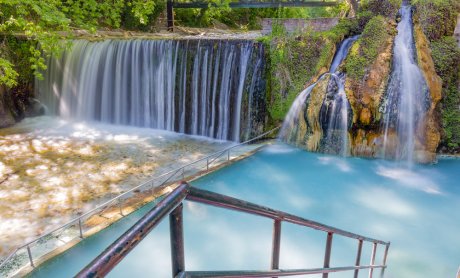 Ποιοι δικαιούνται επίδομα λουτροθεραπείας από τον ΕΟΠΥΥ για το 2020;