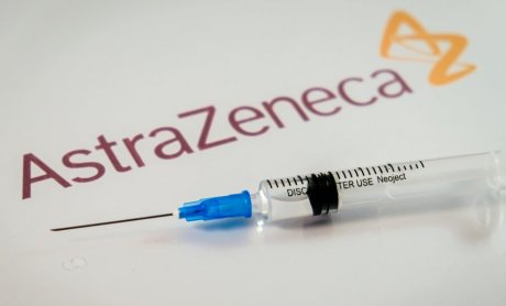 Συνεχίζεται η επανεξέταση των ασυνήθιστων θρόμβων αίματος για ο το εμβόλιο AstraZeneca