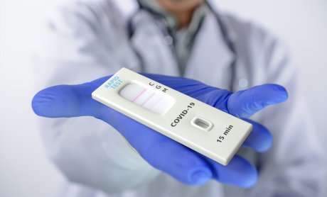 Πώς καλύπτουν test covid-19 τα ασφαλιστήρια υγείας;