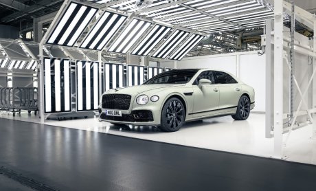 Bentley: Ιστορικά χρώματα Mulliner για την επέτειο 70 χρόνων σχεδιασμού στο Crewe
