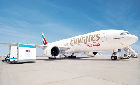 Η Emirates SkyCargo έχει μεταφέρει 1 δισεκατομμύριο δόσεις εμβολίων κατά της Covid-19