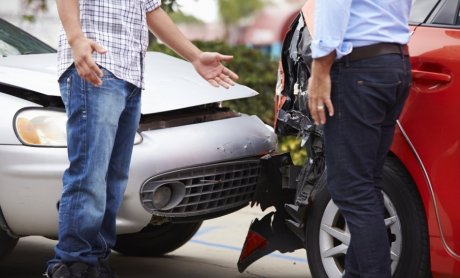 Tροχαίο ατύχημα: 10+1 ερωτήσεις σχετικά την ασφάλιση του αυτοκινήτου