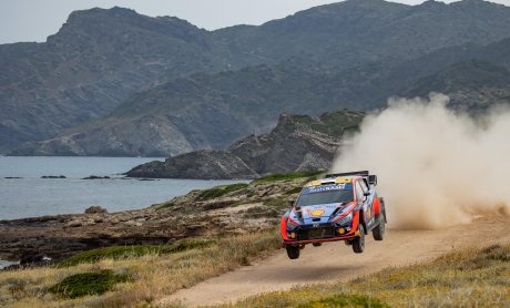 Hyundai Motorsport | Εντυπωσιακή Νίκη στο Ράλι Σαρδηνίας