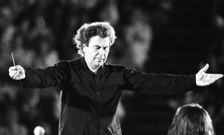 Μίκης Θεοδωράκης - Όμορφη πόλη! (βίντεο)