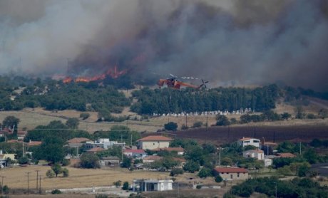 Μάχη με τις φλόγες σε Νίψα και Μοναστηράκι δίνουν στον Έβρο οι δυνάμεις!