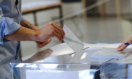 Σπύρος Καπράλος: Οι τρεις κρίσιμες μάχες στο δεύτερο γύρο των αυτοδιοικητικών εκλογών