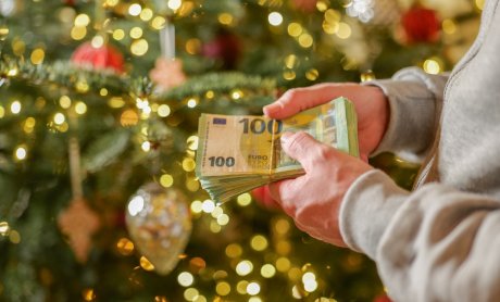 ΓΣΕΕ: Καταβολή δώρου Χριστουγέννων - Υπολογίστε το με online εφαρμογή