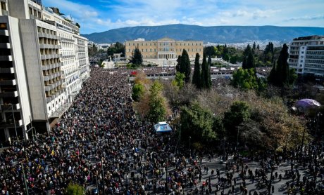ΓΣΕΕ: Παρασκευή 28 Φεβρουαρίου - 24ωρη Πανελλαδική Απεργία για τα Τέμπη