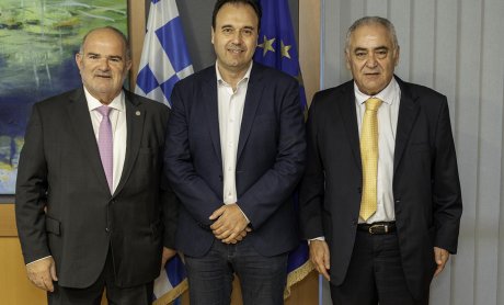 Συνάντηση ΕΕΑ - Παπαστεργίου: «Φως» για τη λύση του προβλήματος των ανασφάλιστων οχημάτων το αμέσως επόμενο διάστημα