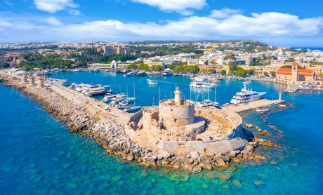 Η "KARAVIAS & ASSOCIATES" ανέλαβε την ασφάλιση αστικής ευθύνης τριών τουριστικών λιμένων