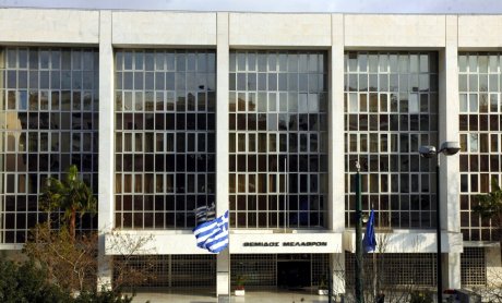 Οι «απειλές» του Α.Π για τις τράπεζες, τα σενάρια για Alpha-Unicredit, σε χαμηλά 26 ετών η νεανική ανεργία, οι φήμες για Εθνική-Allianz