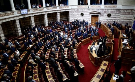 Στη Βουλή η ιστορική Εθνική Κοινωνική Συμφωνία για τις Συλλογικές Συμβάσεις Εργασίας