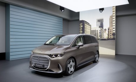 Επανακαθορίζοντας την έννοια του χώρου στη νέα εποχή: Η ολοκαίνουρια ηλεκτρική Mercedes Benz VLE