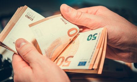 Εσύ Ασφαλιστικέ Διαμεσολαβητή πόσες προμήθειες πήρες από την αύξηση των κλάδων περιουσίας;