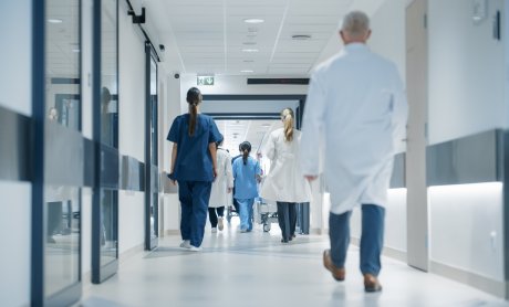 Οι γιατροί ζητούν από ΥΠΟΙΚ - ΕΟΠΥΥ άμεση αναστολή της διαδικασίας είσπραξης του υπολοίπου clawback για το 2023