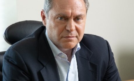 Βάζουν «φωτιά» στο πετρέλαιο, το «καμπανάκι» Πάουελ, ψάχνουν ευρωπαϊκό «κλειδί» για μείωση του ΕΦΚ, το «δώρο» του ΠΑΣΟΚ στη Ν.Δ και το δισεκ. του Βασιλάκη