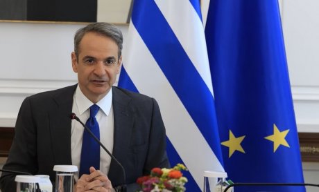 Εβδομάδα πολιτικών παθών για την κυβέρνηση, ισχυρό χαρτί του Μητσοτάκη ο Σχοινάς, ανθεκτικά τα ελληνικά ομόλογα, «ψήνεται» έκτακτος φόρος στην ενέργεια