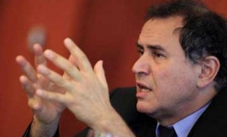 Ρουμπινί: Oποιος τραβήξει την πρίζα στους Έλληνες θα διαλύσει την Ευρωζώνη