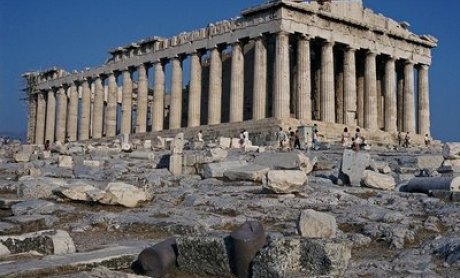 «Ομπρέλα» προστασίας πάνω από την Ακρόπολη