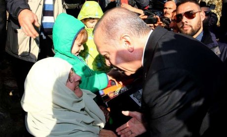 Σύμβουλος του Ερντογάν ζητά “συγγνώμη από τους Αρμένιους” και εξηγεί το ταξίδι στη Θράκη!