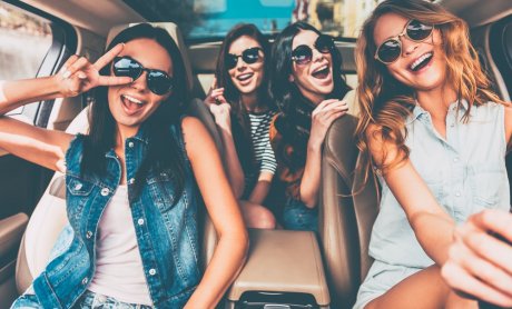 Πόσο δυνατά επιτρέπεται να ακούτε ραδιόφωνο και μουσική στο αυτοκίνητό σας;