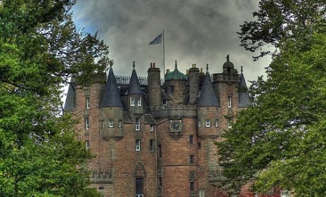 Η Μινέττα Ασφαλιστική  θα ταξιδέψει στη Σκωτία 