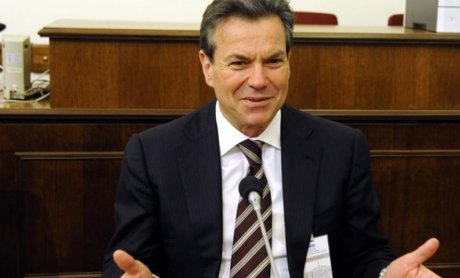 Tάσσος Πετρόπουλος: Ποιοι δεν θα πληρώνουν εισφορές!